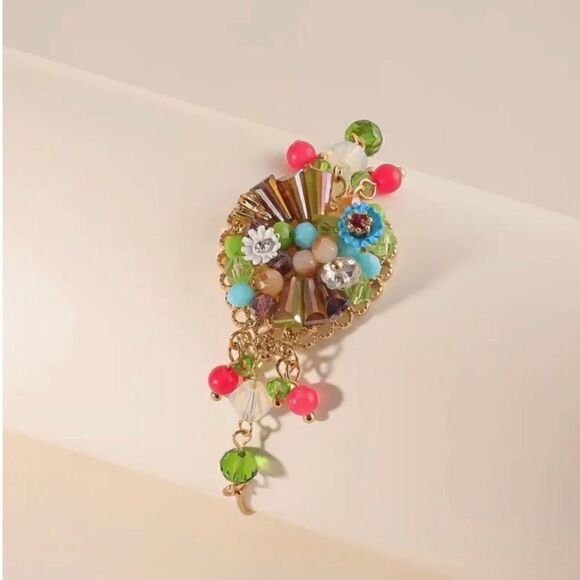 🩵 Betsey Johnson stunning 3 piece necklace set. Earrings, bracelet & necklace🩵 - Picture 6 of 8